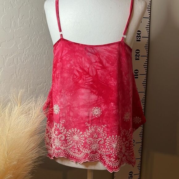 RUE 21 red embroidered handkerchief top with skinny adjustable straps size small - Picture 6 of 11